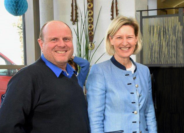 Bürgermeisterkandidat G.F. Seitz, Petershausen mit Angelika Niebler